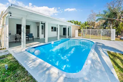 1830 NW 32nd St, Oakland Park, FL 33309 - Photo 3