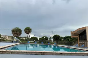 8889 Fontainebleau Blvd, Miami, FL 33172 - Photo 15