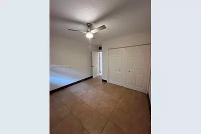 1281 W 29th St #18, Hialeah, FL 33012 - Photo 11