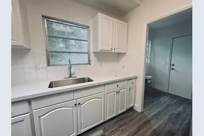 1801 NW 44th St #0, Miami, FL 33142 - Photo 11