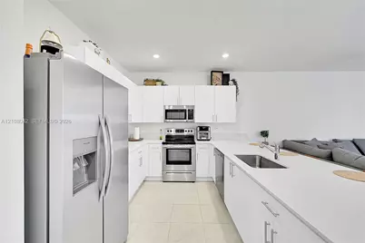 14832 SW 265th St, Homestead, FL 33032 - Photo 9