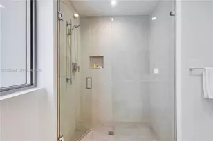 777 N Ocean Dr, Hollywood, FL 33019 - Photo 17