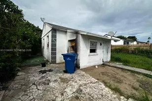856 W 4th St, Riviera Beach, FL 33404 - Photo 1