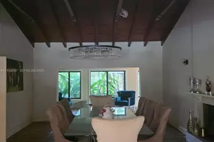 9990 SW 90th Ave, Miami, FL 33176 - Photo 5