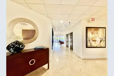 6422 Collins Ave #1403, Miami Beach, FL 33141 - Photo 35