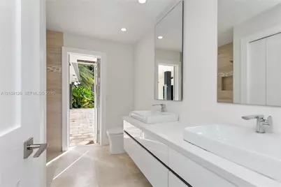11700 NW 4th St, Plantation, FL 33325 - Photo 57