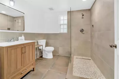 1219 Meridian Ave #2, Miami Beach, FL 33139 - Photo 5