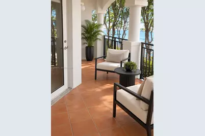 3135 NE 184th St #2205, Aventura, FL 33160 - Photo 3