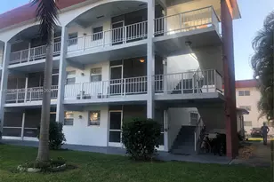 541 Blue Heron Dr, Hallandale Beach, FL 33009 - Photo 1