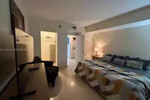 335 S Biscayne Blvd, Miami, FL 33131 - Photo 11