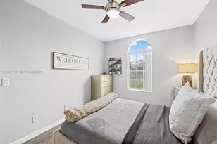 10541 NW 56th Pl, Coral Springs, FL 33076 - Photo 13