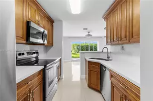 17165 NW 23rd St, Pembroke Pines, FL 33028 - Photo 9