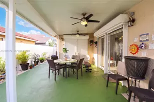 8070 SW 157th Pl, Miami, FL 33193 - Photo 25