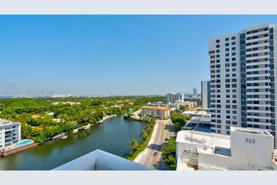 2457 Collins Ave #1501, Miami Beach, FL 33140 - Photo 13