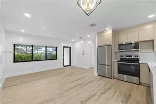 424 NW 53rd St, Miami, FL 33127 - Photo 7
