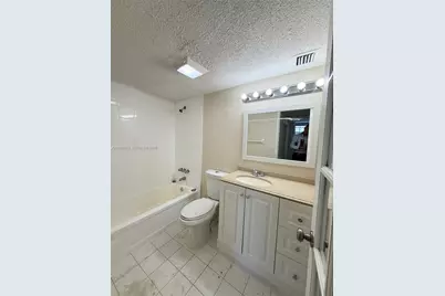 801 NW 47th Ave #619W, Miami, FL 33126 - Photo 5
