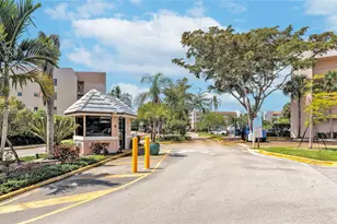 10382 NW 24th Pl, Sunrise, FL 33322 - Photo 13