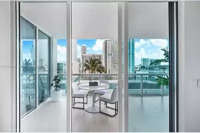 480 NE 30th St #1005, Miami, FL 33137 - Photo 7