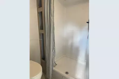 573 Mokena Dr #1, Miami Springs, FL 33166 - Photo 5