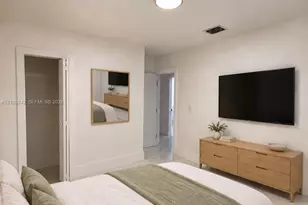 61 E 39th St, Hialeah, FL 33013 - Photo 13