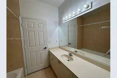 2641 NE 4th St #204, Homestead, FL 33033 - Photo 9