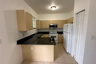 2641 NE 4th St, Homestead, FL 33033 - Photo 3