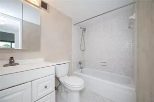 2101 Atlantic Shores Blvd, Hallandale Beach, FL 33009 - Photo 15