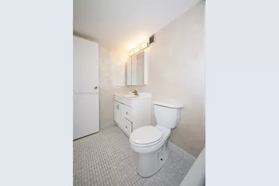 2101 Atlantic Shores Blvd #314, Hallandale Beach, FL 33009 - Photo 17