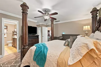 8292 NW 36th St, Sunrise, FL 33351 - Photo 11