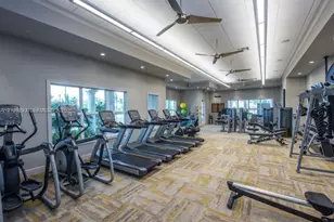 945 Banyan Dr, Hollywood, FL 33021 - Photo 41