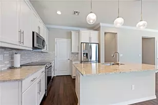 945 Banyan Dr, Hollywood, FL 33021 - Photo 9