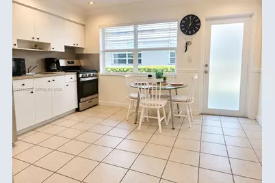 524 Washington Ave #203, Miami Beach, FL 33139 - Photo 7