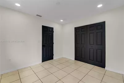 2425 NW 52nd St, Miami, FL 33142 - Photo 23
