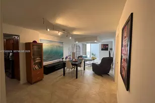6039 Collins Ave, Miami Beach, FL 33140 - Photo 3