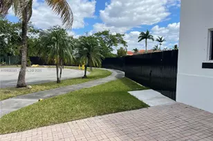 16101 SW 141st Ave, Miami, FL 33177 - Photo 3