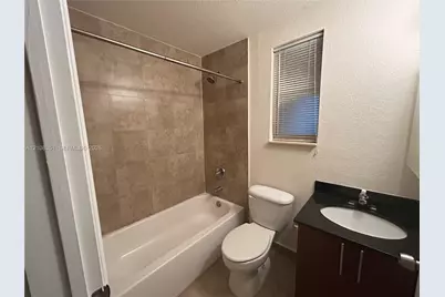 2880 Pine Tree Dr #9, Miami Beach, FL 33140 - Photo 9