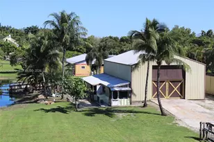 18901 SW 63rd St, Southwest Ranches, FL 33332 - Photo 9