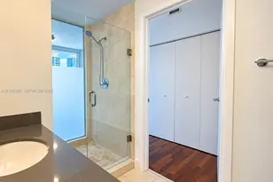 90 SW 3rd St, Miami, FL 33130 - Photo 15