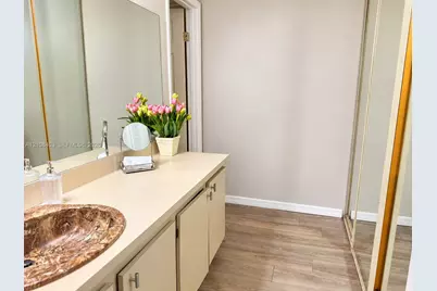 1801 NW 75th Ave #306, Plantation, FL 33313 - Photo 7