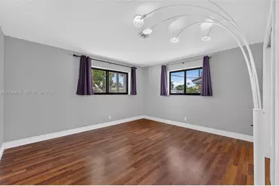 1109 SE 10th St, Deerfield Beach, FL 33441 - Photo 11