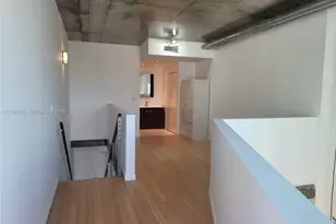 690 SW 1st Ct, Miami, FL 33130 - Photo 17
