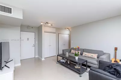 1000 West Ave #732, Miami Beach, FL 33139 - Photo 19