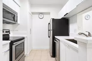 17150 N Bay Rd, Sunny Isles Beach, FL 33160 - Photo 1