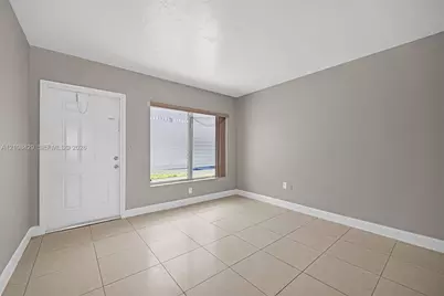 1430 NE 171st St, North Miami Beach, FL 33162 - Photo 17