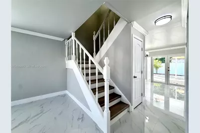 800 W 81st Pl, Hialeah, FL 33014 - Photo 7