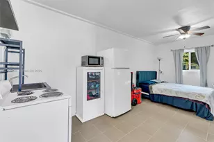 15015 NE 7th Ct, Miami, FL 33161 - Photo 49