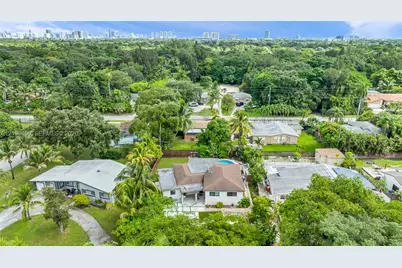 15015 NE 7th Ct, Miami, FL 33161 - Photo 59