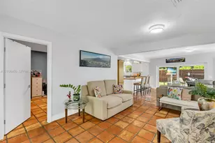 15015 NE 7th Ct, Miami, FL 33161 - Photo 9