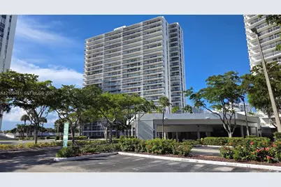 3701 N Country Club Dr #701, Aventura, FL 33180 - Photo 1