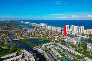 1000 Parkview Dr, Hallandale Beach, FL 33009 - Photo 39